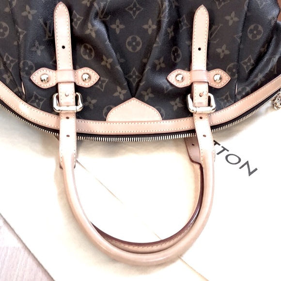 W/Receipt 🌼🌼 RETIRED 🌼🌼 Louis Vuitton Tivoli GM - Picture 16 of 16
